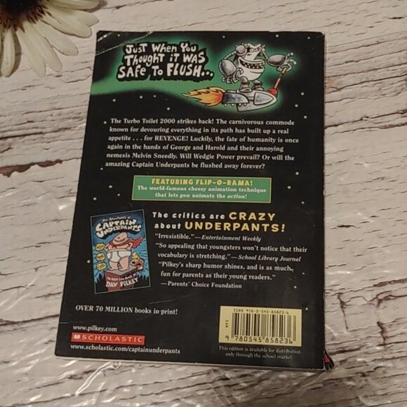 Captain Underpants: The Eleventh Epic Novel by Dav Pilkey - Picture 4 of 4